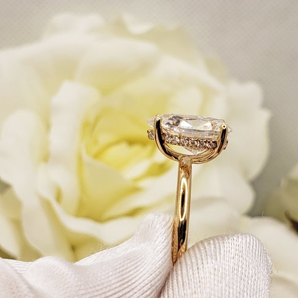 14K Yellow Gold 3 carats Pear Shaped Cut Moissanite Engagement Ring - Picture 11 of 13